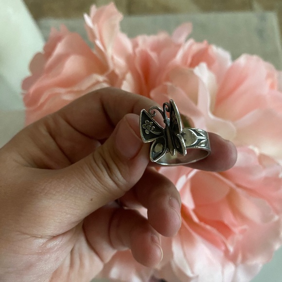 COPY - Butterfly James Avery Ring - Picture 1 of 4